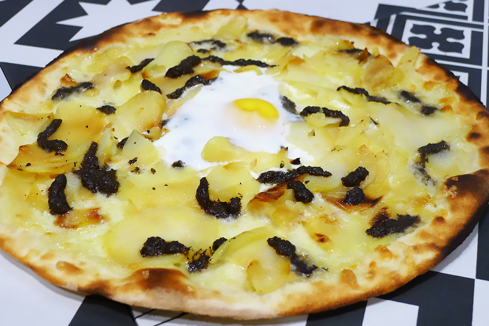 Pizzeria la Lievita pizza a domicilio e da asporto uovo e tartufo